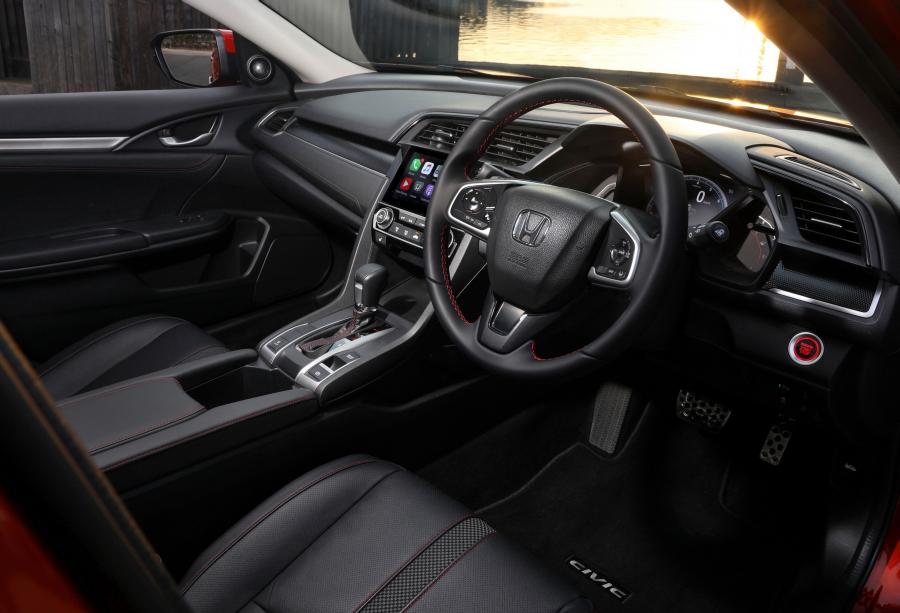 Интерьер Honda Civic RS Sedan (FC1) 2019 года  (AU) (фото 13 из 40)